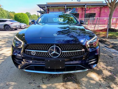 Used 2021 Mercedes-Benz E 350 4MATIC Sedan image 2