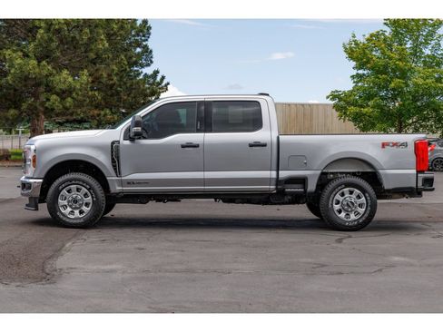 Used 2024 Ford F350 XLT w/ FX4 Off-Road Package AWD/4WD image 6