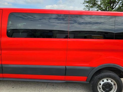 Used 2016 Ford Transit 350 XL RWD image 9