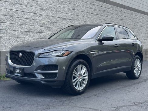 Used 2017 Jaguar F-PACE Prestige AWD/4WD image 1