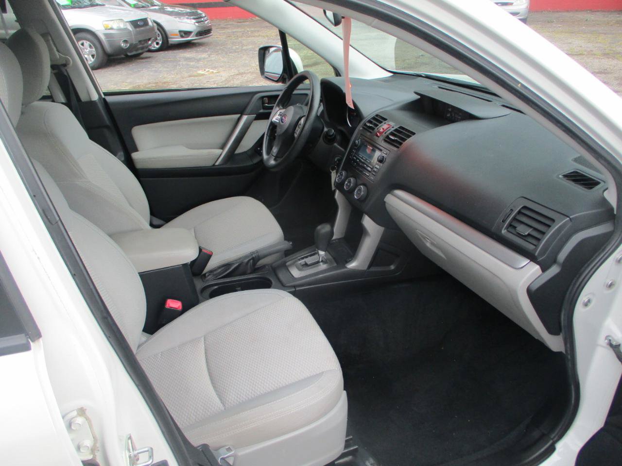 Used 2015 Subaru Forester 2.5i Premium w/ All-Weather Package AWD/4WD image 8