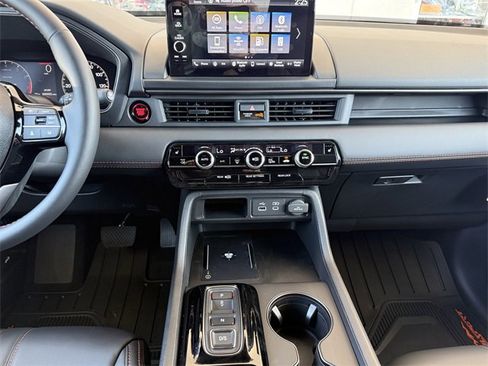 New 2025 Honda Pilot TrailSport image 13