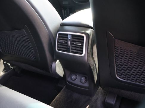 Used 2022 Kia Sportage EX image 15