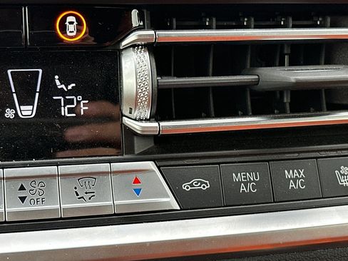 Used 2023 BMW M4 xDrive Competition image 29