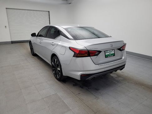 Used 2021 Nissan Altima 2.5 SR w/ SR Premium Package image 5