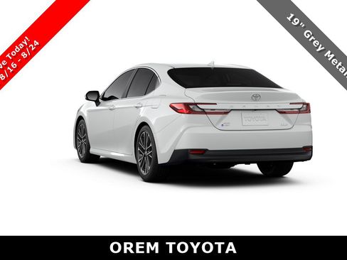 New 2026 Toyota Camry XLE AWD/4WD image 7