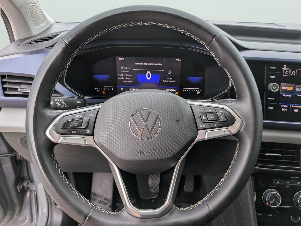 Certified 2023 Volkswagen Taos SE FWD image 27