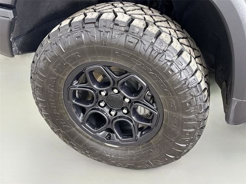 Used 2024 Chevrolet Silverado 1500 ZR2 w/ ZR2 Bison Edition AWD/4WD image 33