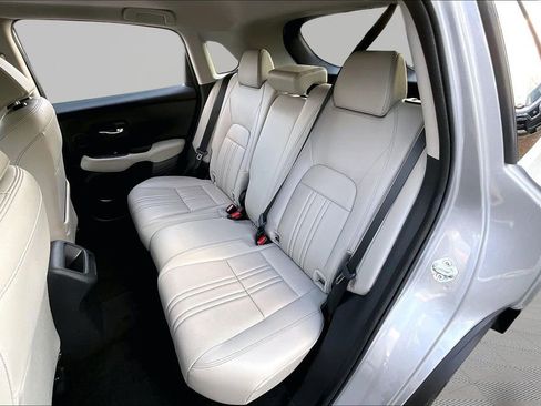 Used 2026 Honda HR-V EX-L image 18