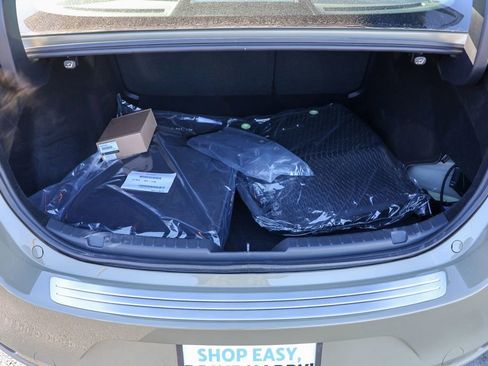 Used 2025 MAZDA MAZDA3 s image 32