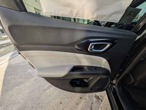 New 2026 Jeep Compass Limited image 35