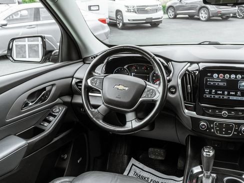 Used 2018 Chevrolet Traverse LT AWD/4WD image 12
