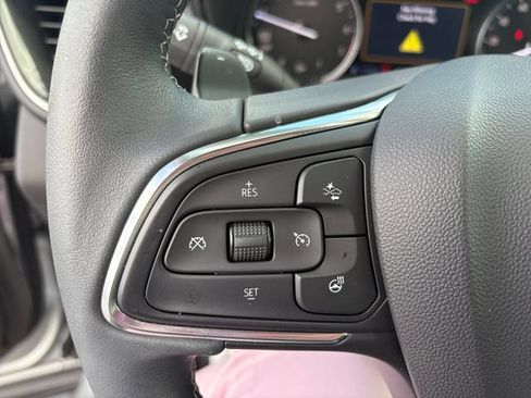 Used 2023 Buick Envision Essence FWD image 25