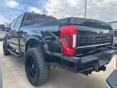 Used 2021 Ford F350 Lariat image 10