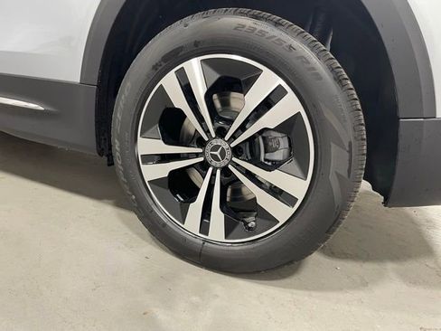 New 2026 Mercedes-Benz GLB 250 4MATIC image 10