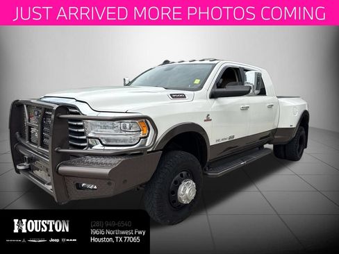Used 2022 RAM 3500 Limited AWD/4WD image 1