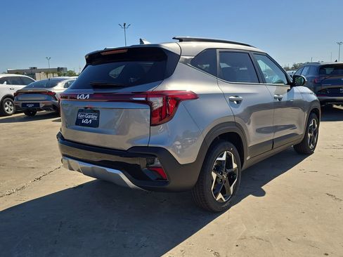 New 2026 Kia Seltos S FWD image 8