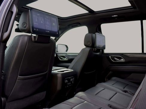 Used 2021 Chevrolet Tahoe RST image 30