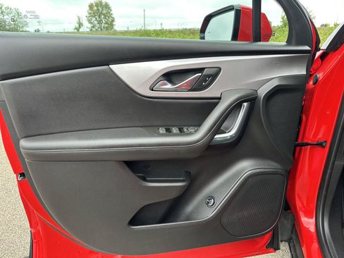 Used 2021 Chevrolet Blazer LT FWD image 10