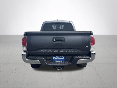Used 2020 Toyota Tacoma TRD Off-Road AWD/4WD image 7