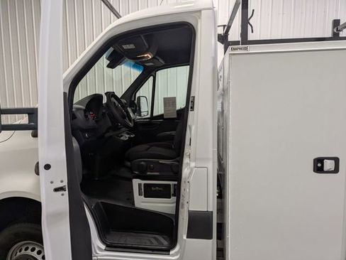 Used 2023 Mercedes-Benz Sprinter 3500 image 9