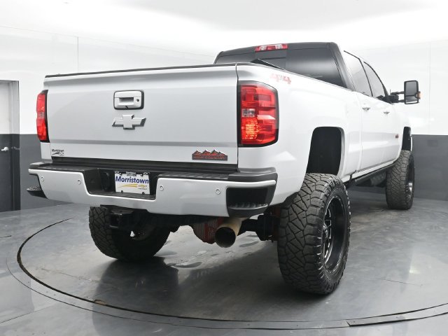 Used 2018 Chevrolet Silverado 2500 High Country w/ Duramax Plus Package AWD/4WD image 14