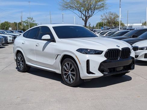 Used 2026 BMW X6 xDrive40i w/ Climate Comfort Package image 3