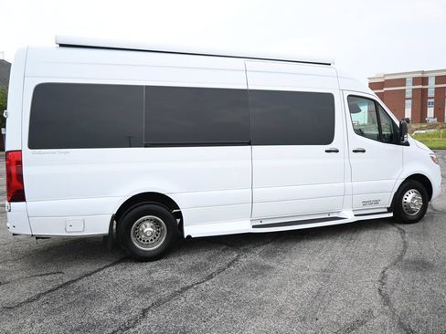 Used 2019 Mercedes-Benz Sprinter 170 image 13