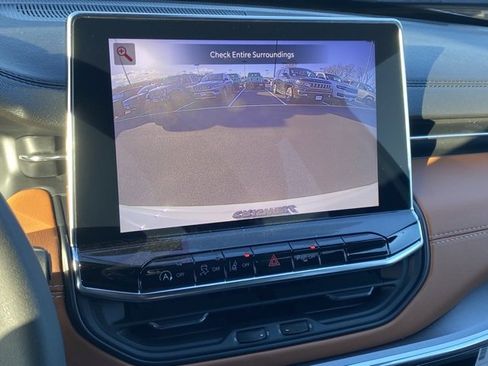 New 2024 Jeep Compass Limited w/ Elite Group image 24