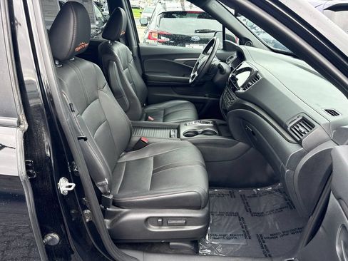 Used 2023 Honda Passport TrailSport image 10