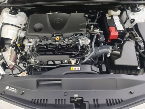 Used 2024 Toyota Camry SE image 36