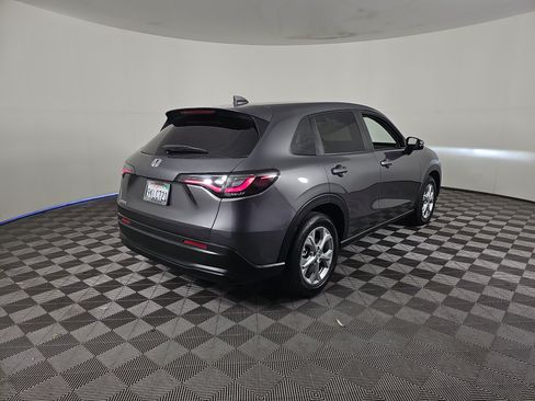 Certified 2024 Honda HR-V LX image 4