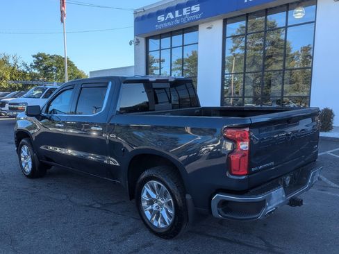 Used 2021 Chevrolet Silverado 1500 LTZ w/ Z71 Off-Road Package image 11