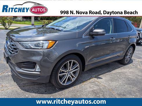 Used 2019 Ford Edge Titanium w/ Cold Weather Package AWD/4WD image 1
