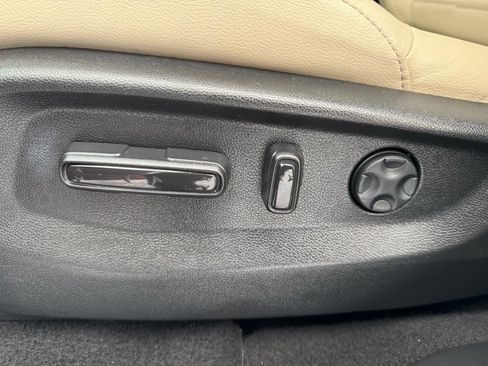 Used 2019 Honda CR-V Touring image 35