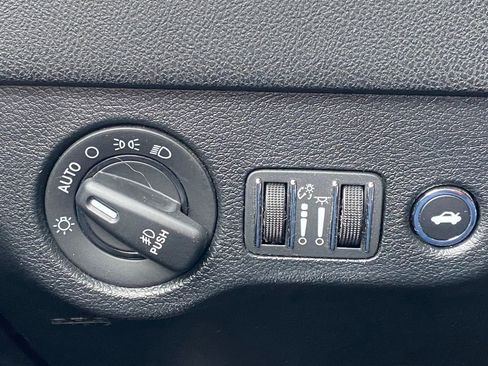 Used 2018 Dodge Charger GT w/ Blacktop Package image 26