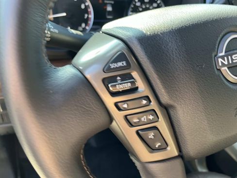 Used 2023 Nissan Titan Platinum Reserve w/ Moonroof Package image 32