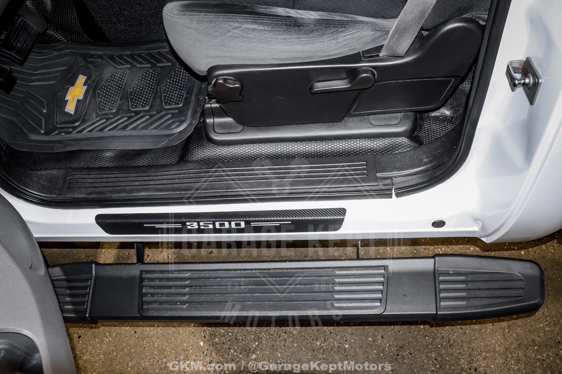 Used 2008 Chevrolet Silverado 3500 W/T AWD/4WD image 98