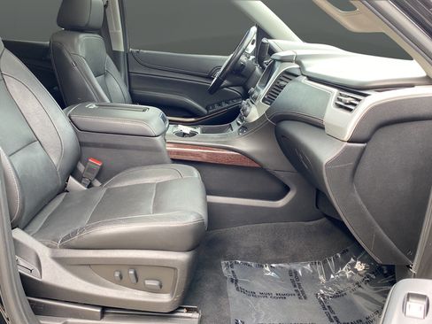 Used 2020 GMC Yukon SLT AWD/4WD image 25