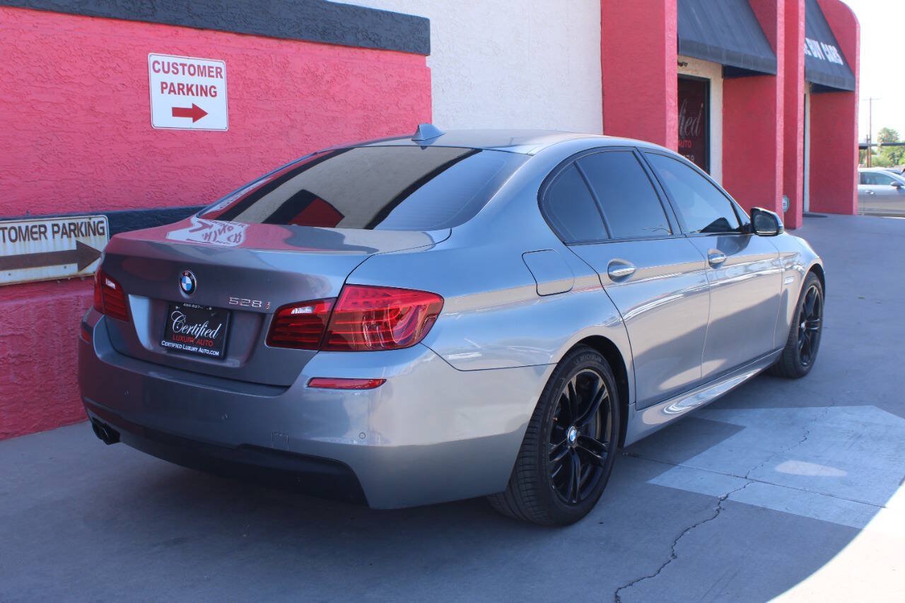 Used 2016 BMW 528i Sedan RWD image 7