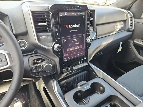 New 2026 RAM 1500 Big Horn AWD/4WD image 19