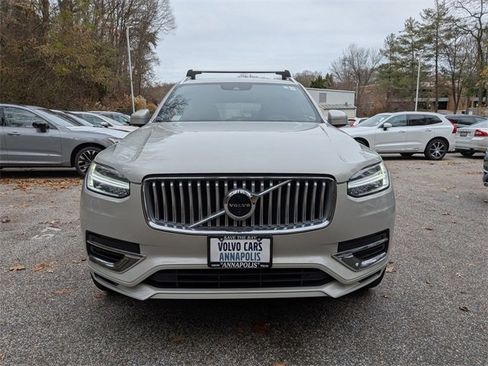 Certified 2022 Volvo XC90 T8 Inscription w/ Lounge Package image 2