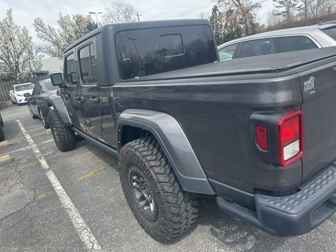 Used 2021 Jeep Gladiator Sport image 13