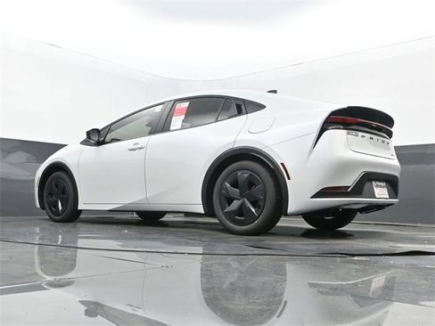 New 2026 Toyota Prius LE image 23