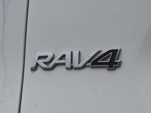 Used 2024 Toyota RAV4 LE image 33