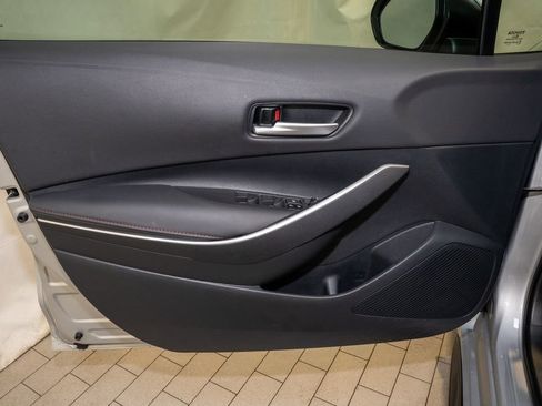 Certified 2025 Toyota Corolla SE image 11