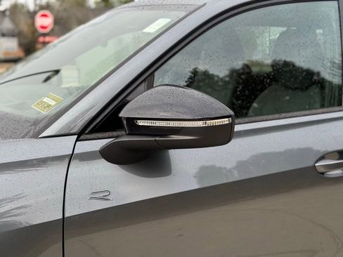 New 2026 Volkswagen Tiguan SE R-Line image 16