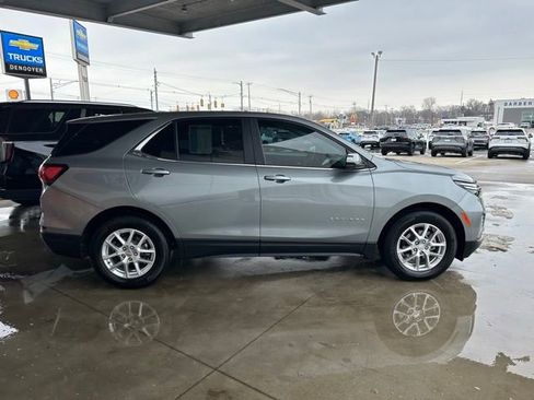 Used 2023 Chevrolet Equinox LT image 4