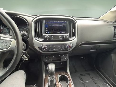 Used 2022 GMC Canyon Elevation w/ Elevation Premium Package AWD/4WD image 23