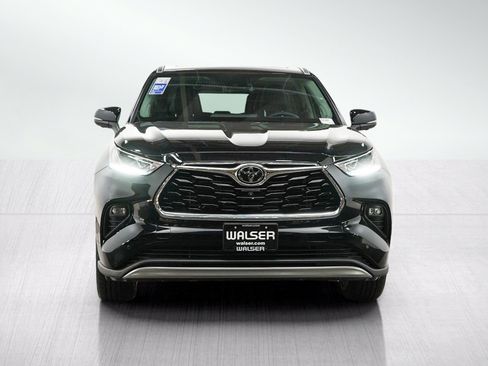 Used 2026 Toyota Highlander Platinum AWD/4WD image 8